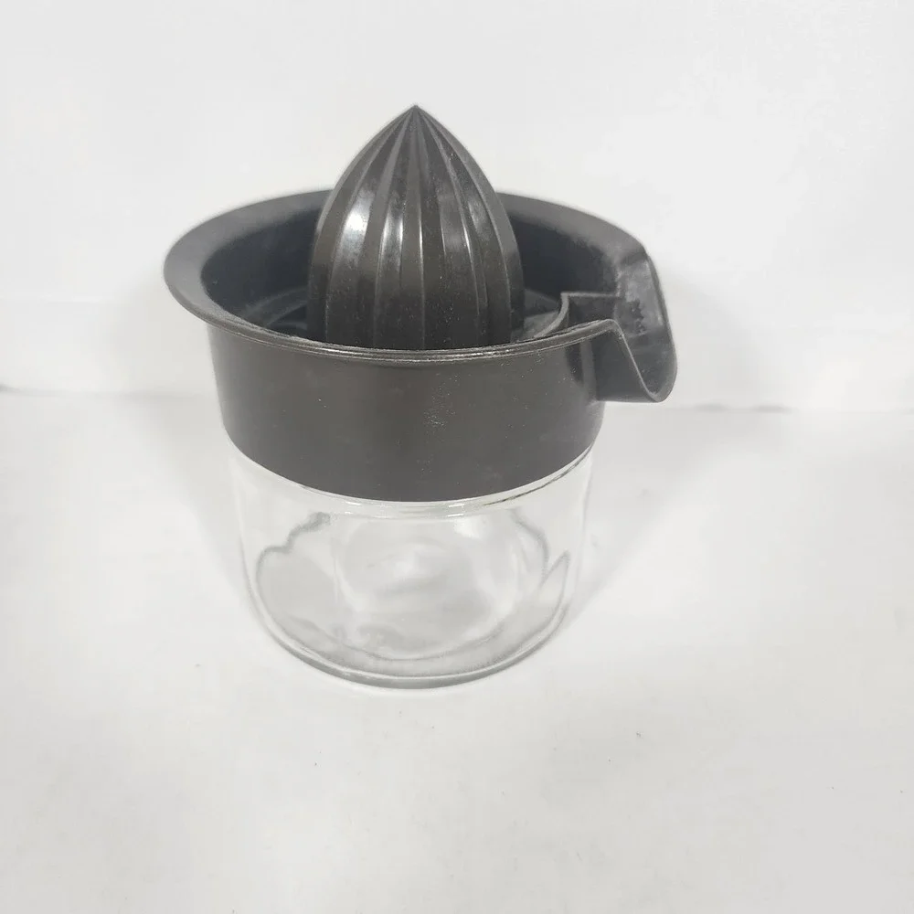 GEMCO USA Citrus Reamer Juicer with Cream Plastic Top Glass Bottom Vintage Brown